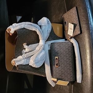 Michael Kors Purse, wristlet, coin purse